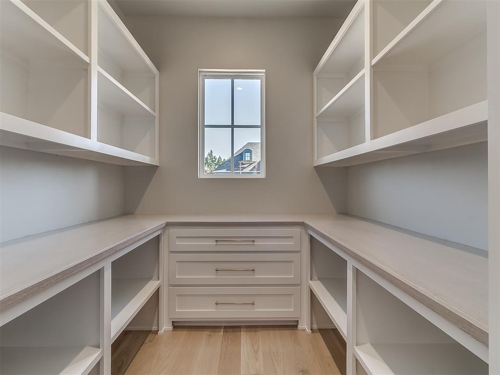 3101 Wood Thrush Way