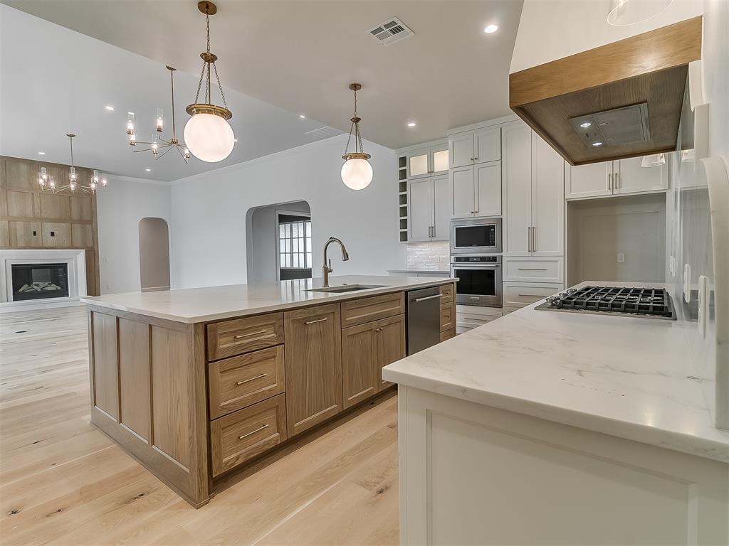3101 Wood Thrush Way
