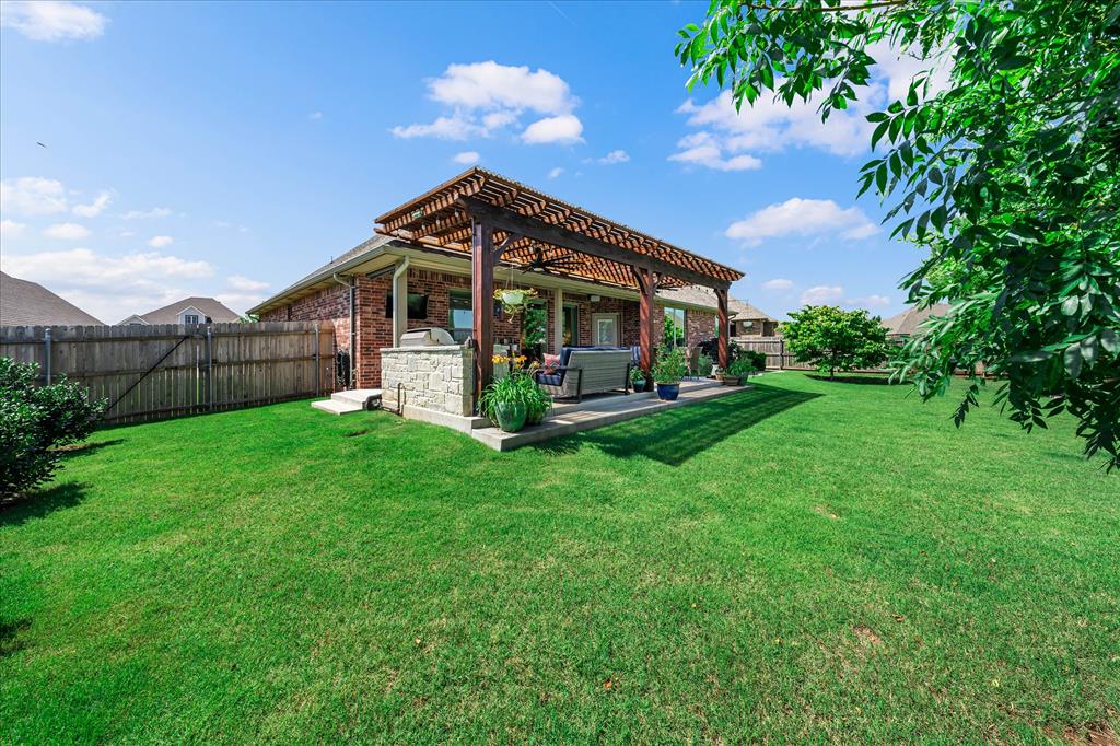 3200 Drake Crest Drive