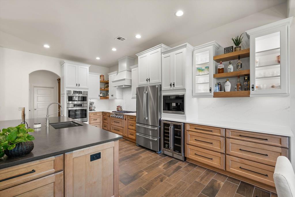 3200 Drake Crest Drive
