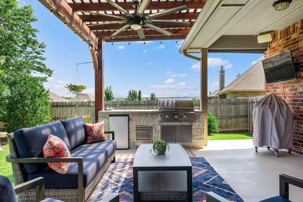 3200 Drake Crest Drive