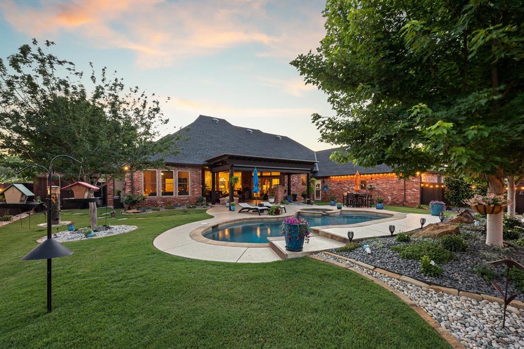 4216 Frisco Bridge Boulevard