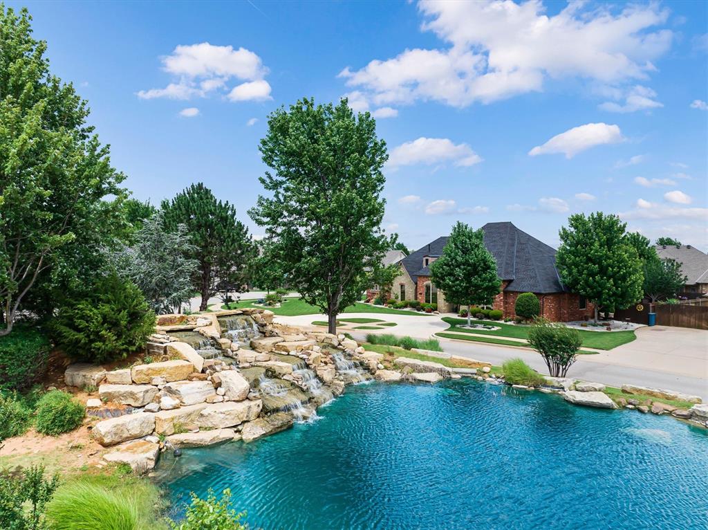 4216 Frisco Bridge Boulevard