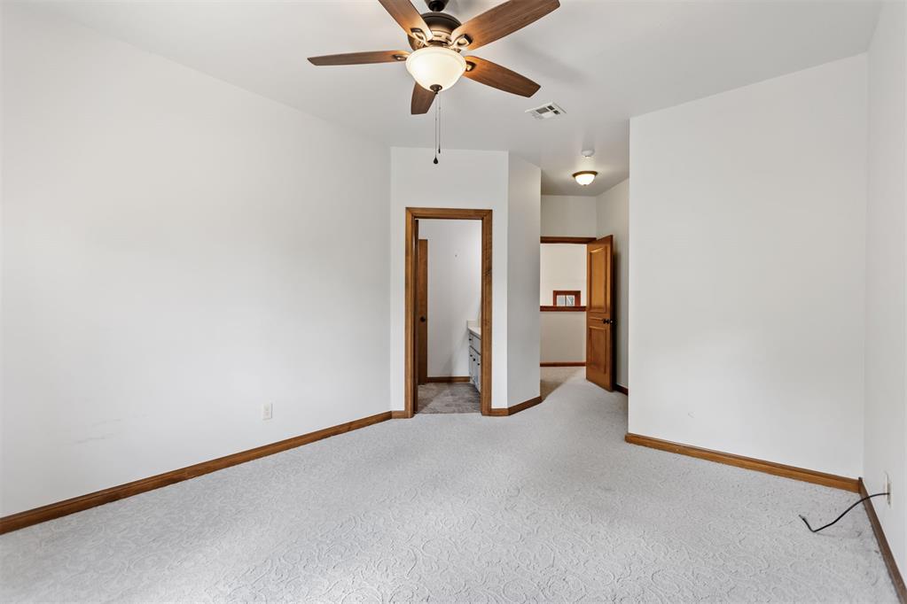 3824 Villas Creek Court