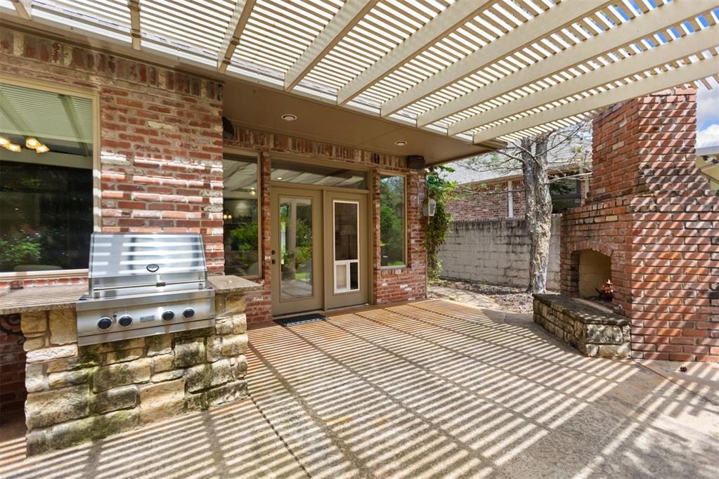 3824 Villas Creek Court
