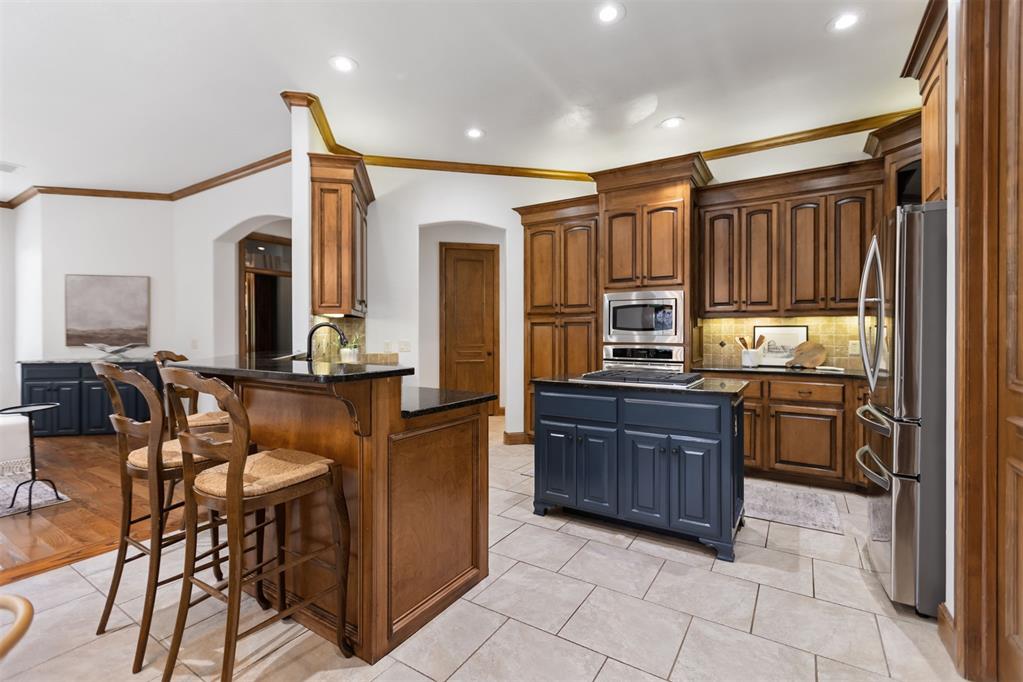 3824 Villas Creek Court