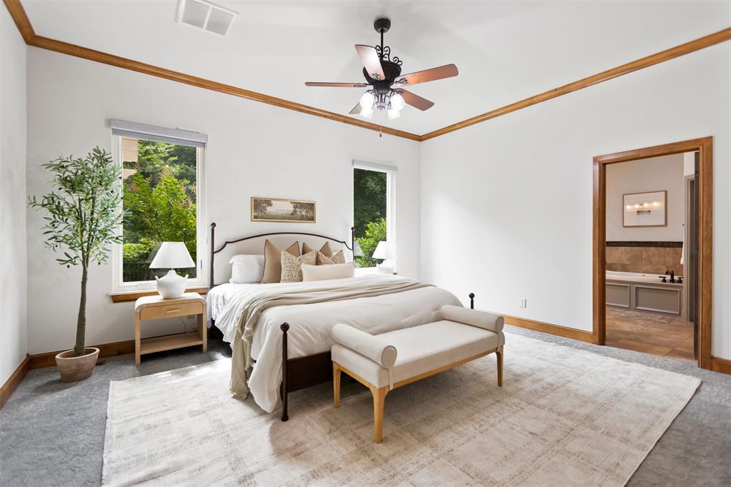 3824 Villas Creek Court