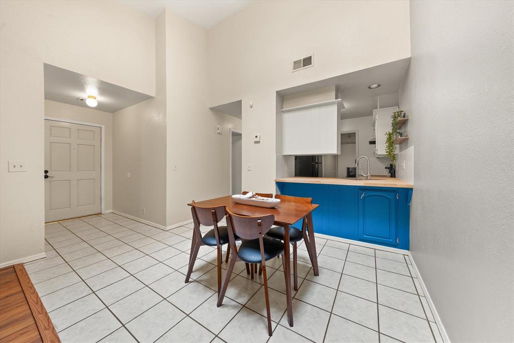 1030 Pruett Drive