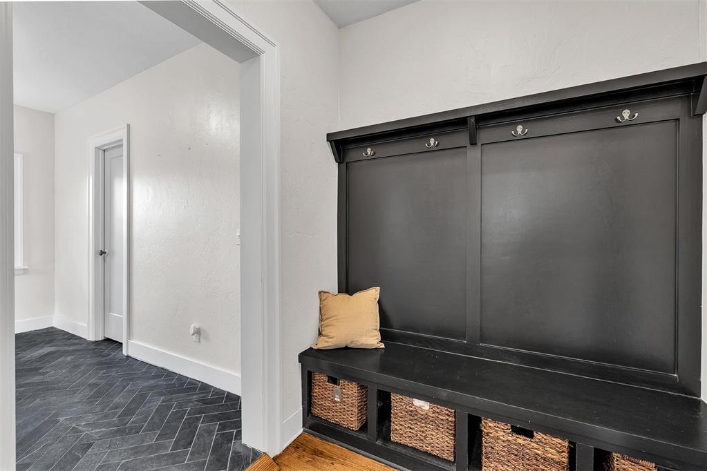 917 NE 18th Street