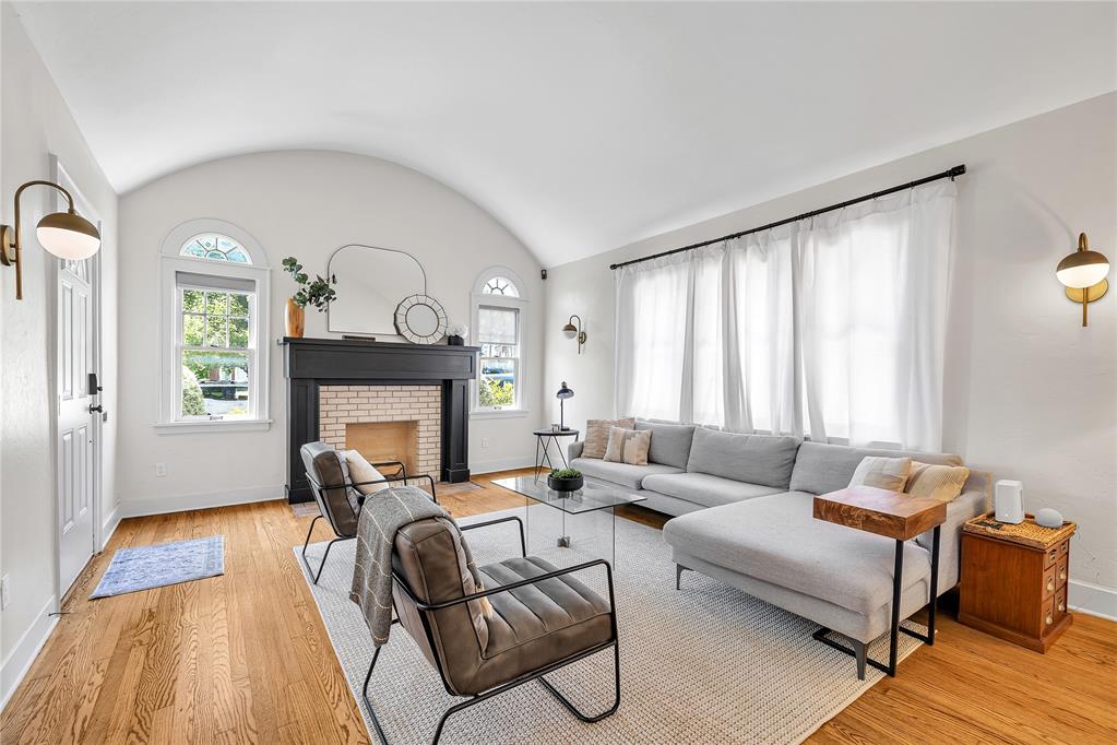 917 NE 18th Street
