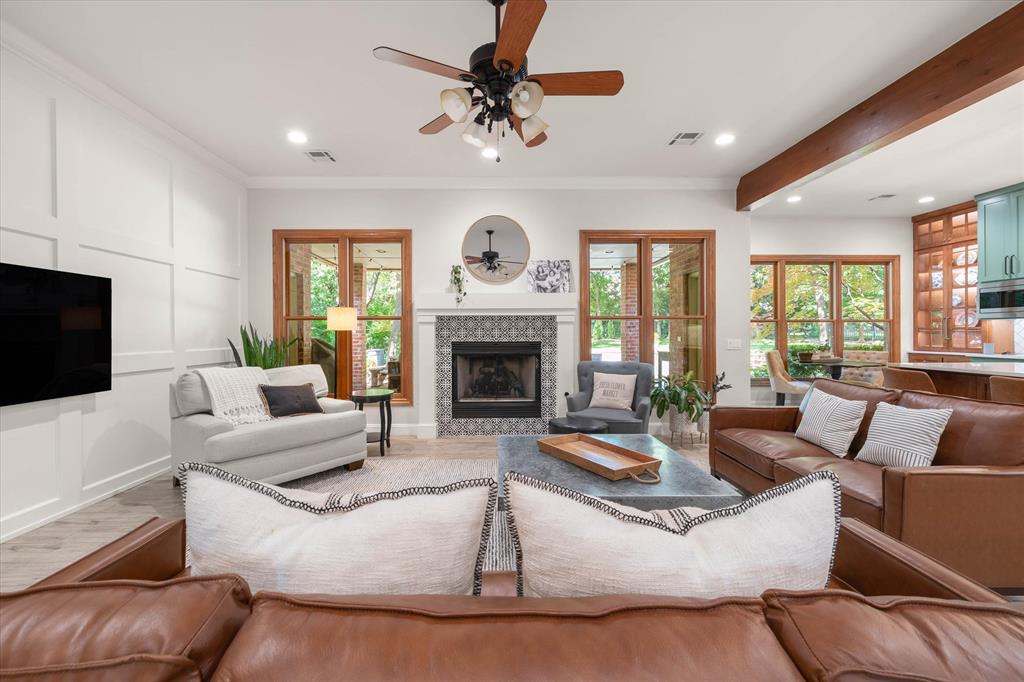 3824 Deerbrook Court