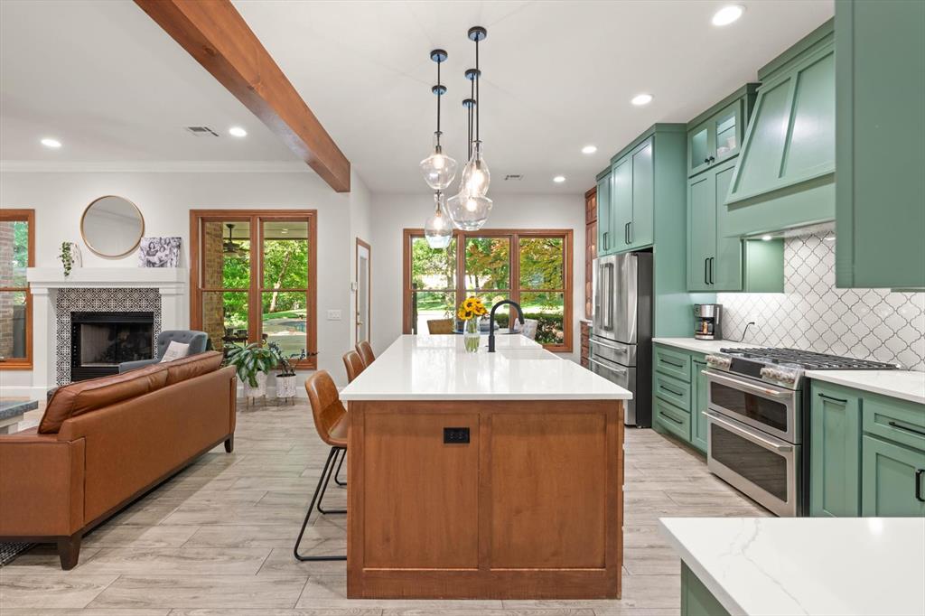 3824 Deerbrook Court