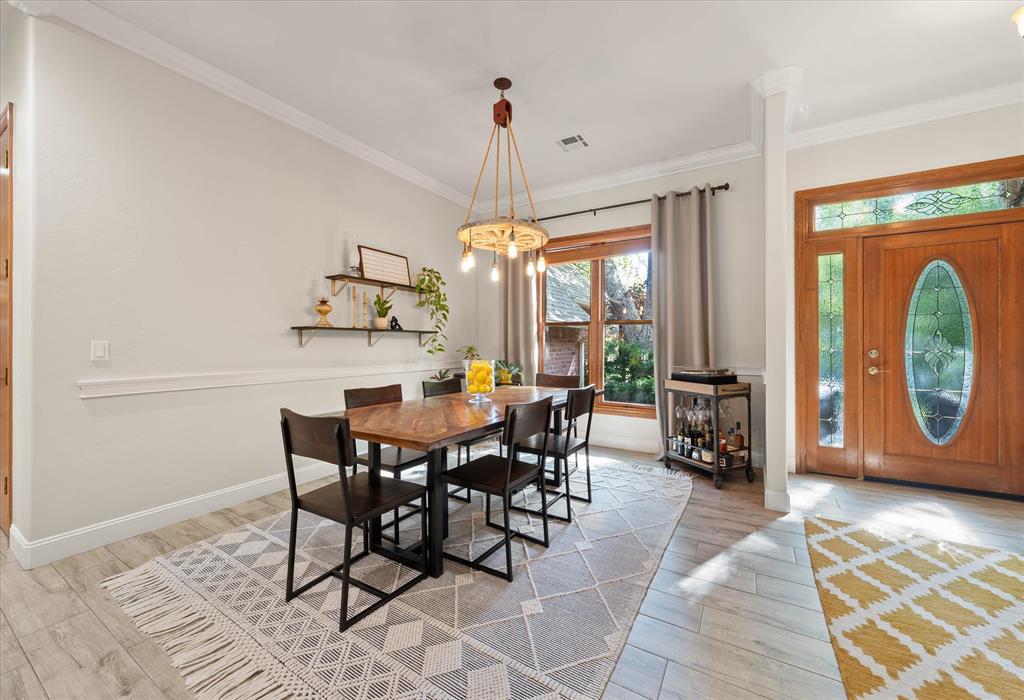 3824 Deerbrook Court