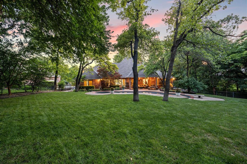 3824 Deerbrook Court