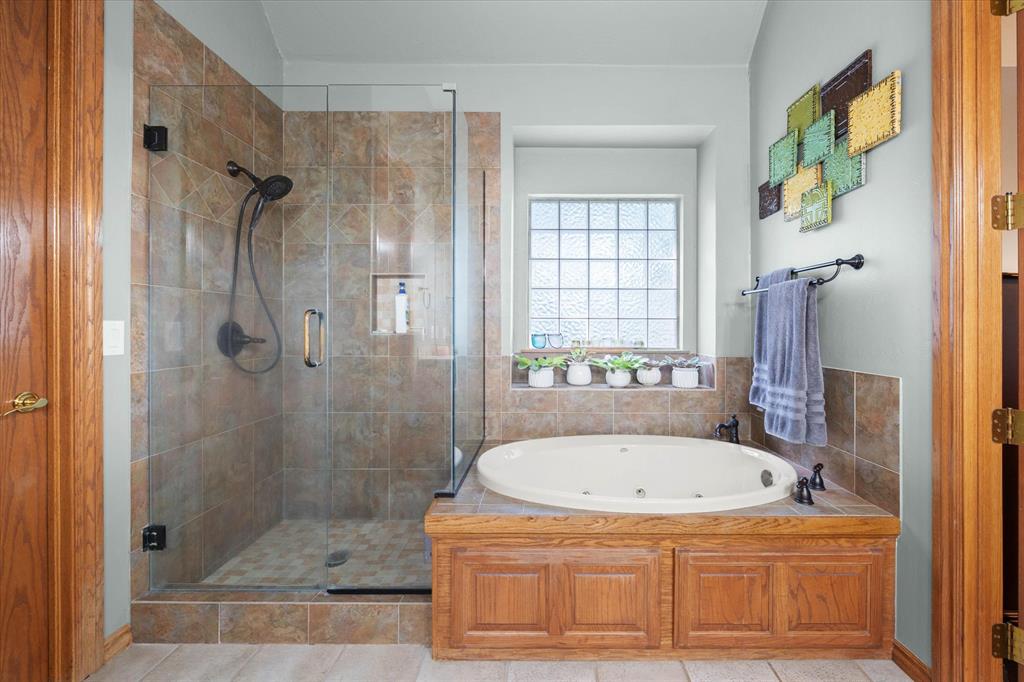 3824 Deerbrook Court