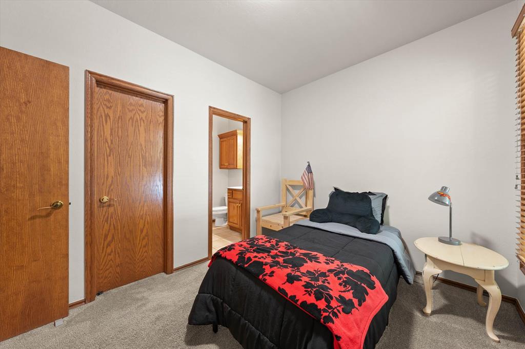 3824 Deerbrook Court