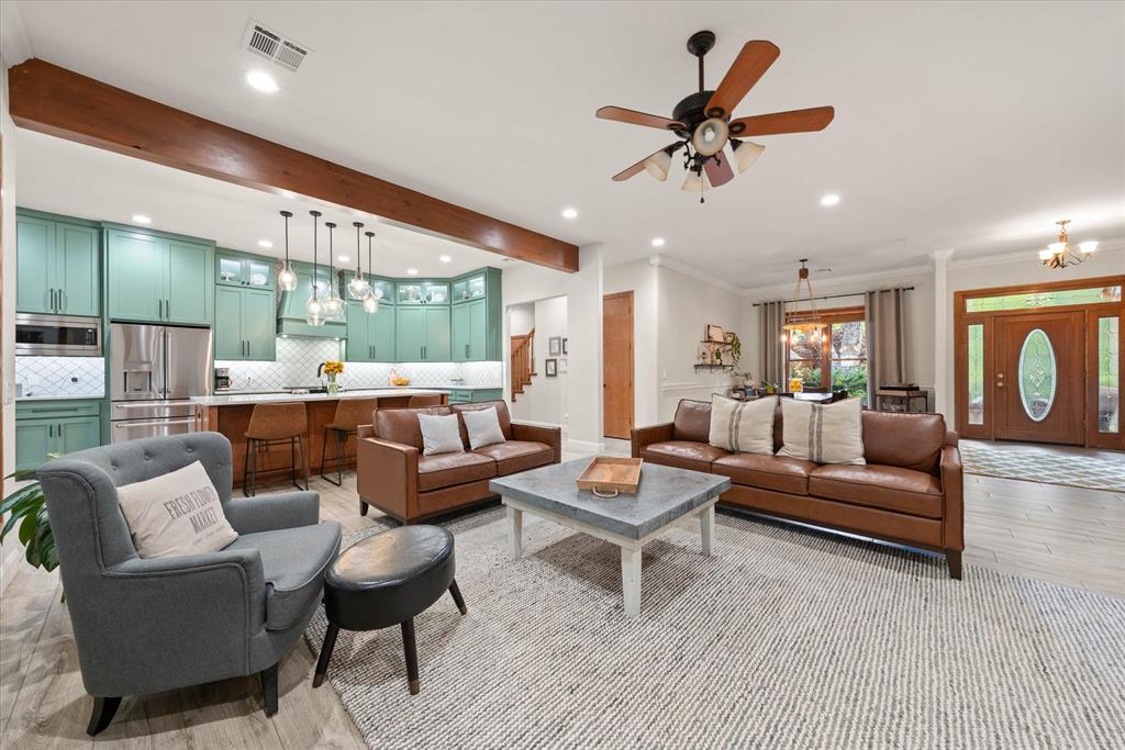 3824 Deerbrook Court