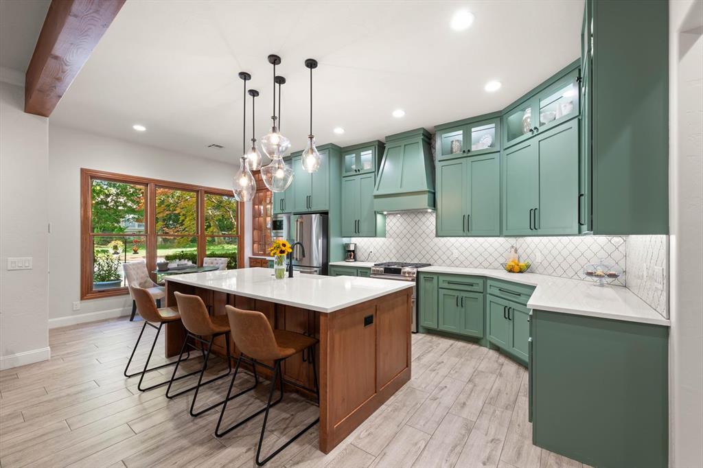 3824 Deerbrook Court