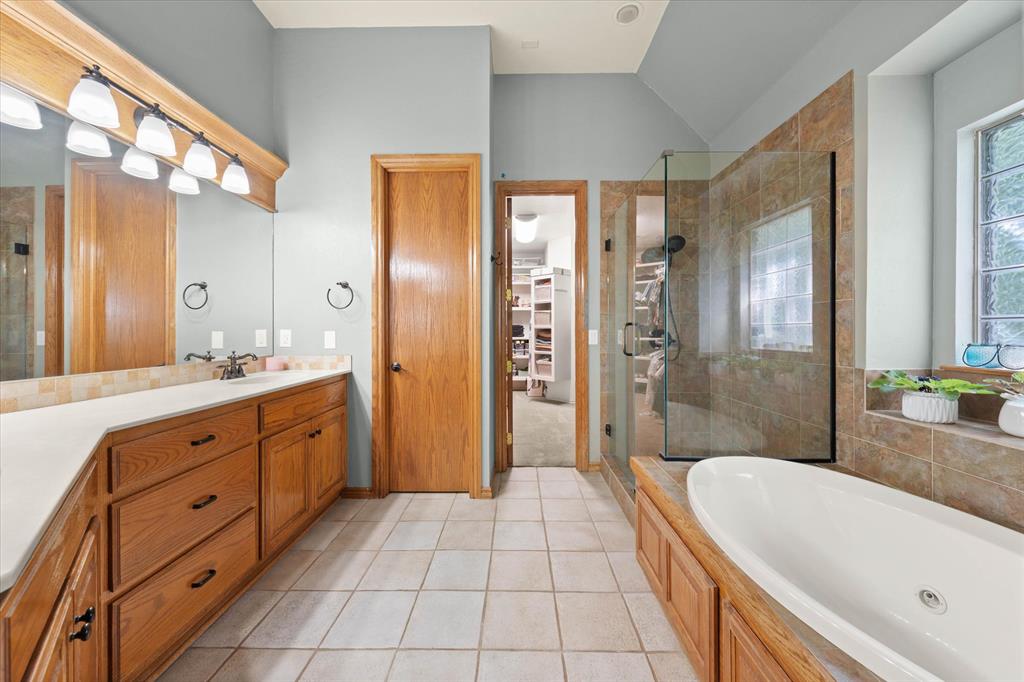 3824 Deerbrook Court
