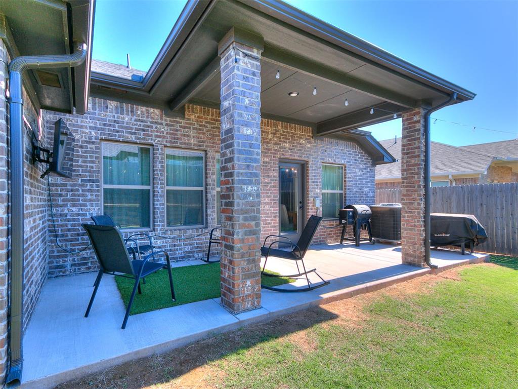12709 NW 4th Terrace