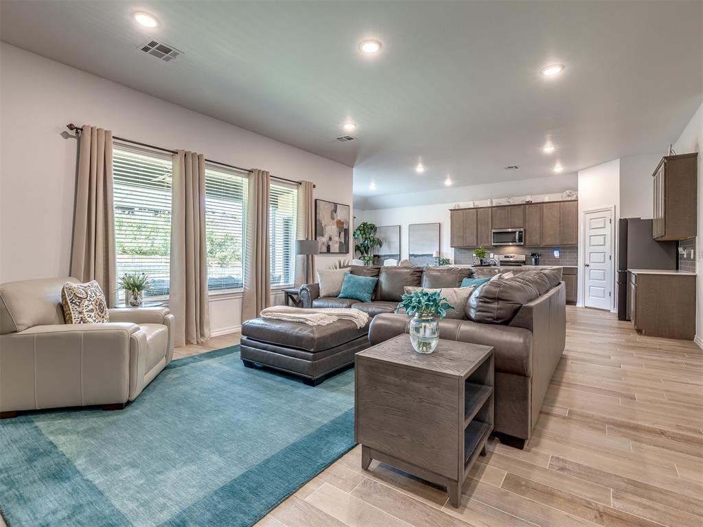 9004 NW 149th Terrace