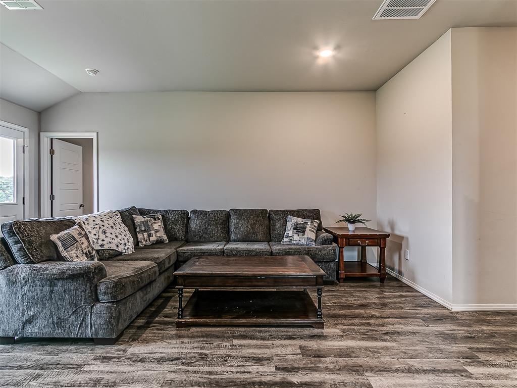 3101 Buffalo Drive