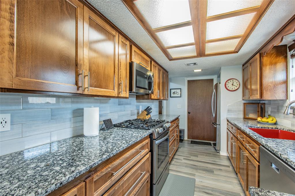 2813 Pinto Trail