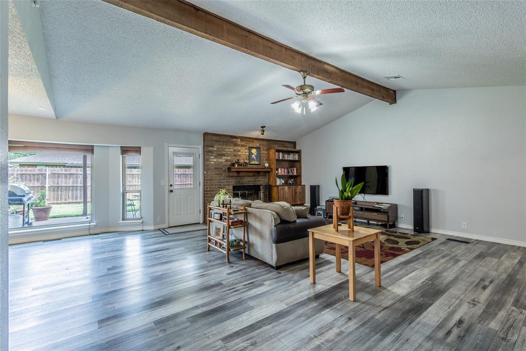 2813 Pinto Trail