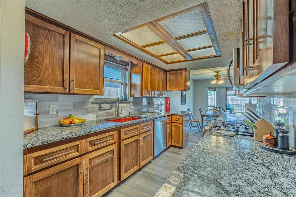 2813 Pinto Trail