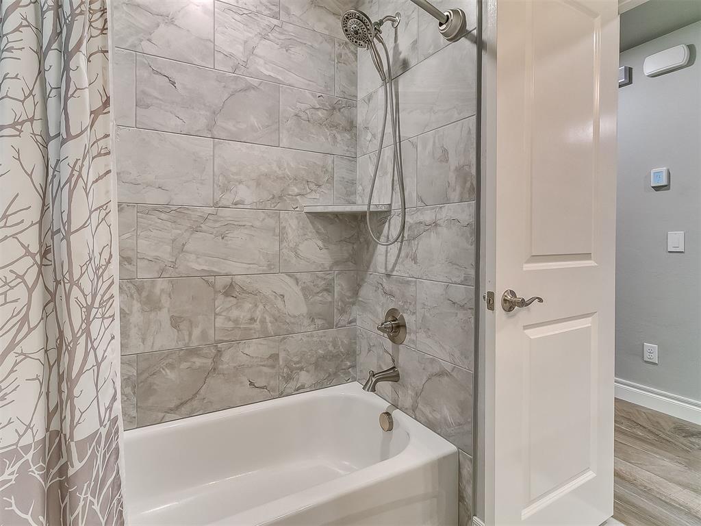 8808 NW 127th Street