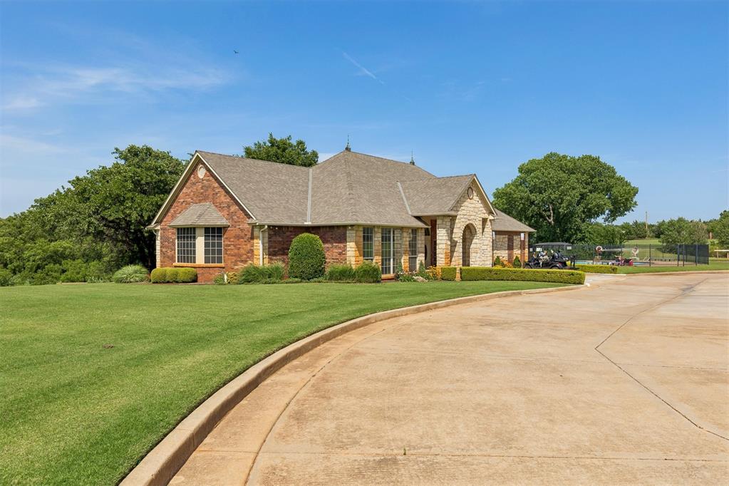 617 Spavinaw Lane