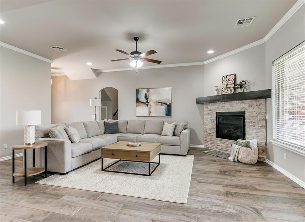 616 Kearny Lane