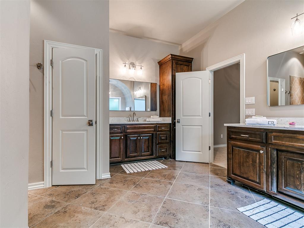 1109 Salvo Bridge Court