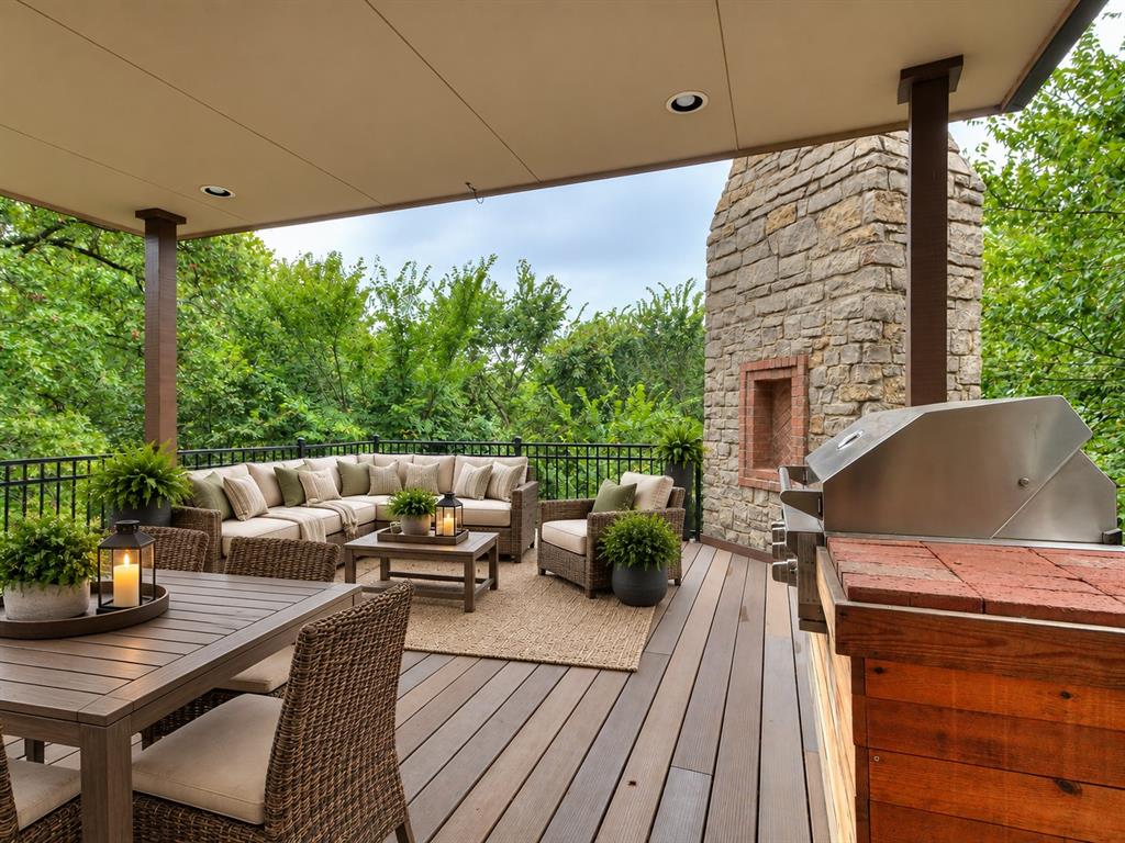 1109 Salvo Bridge Court