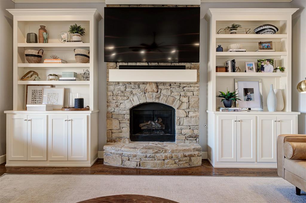 309 Oak Summit Road