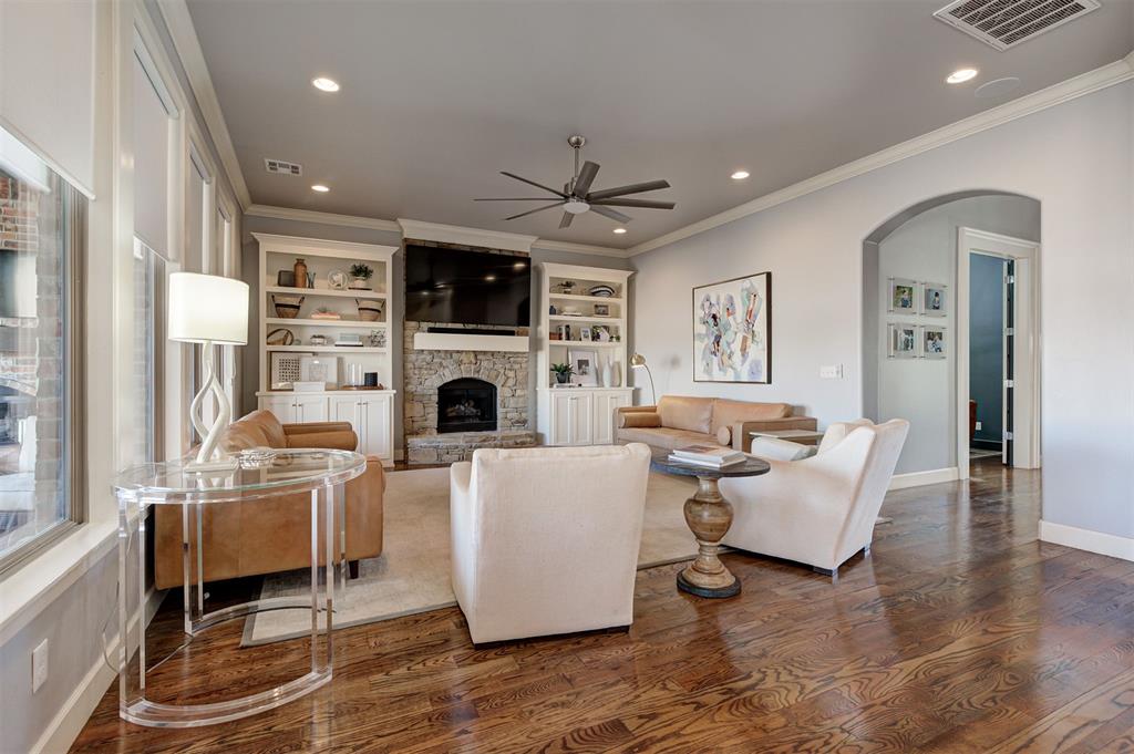 309 Oak Summit Road