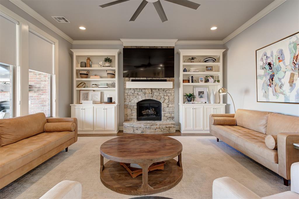 309 Oak Summit Road