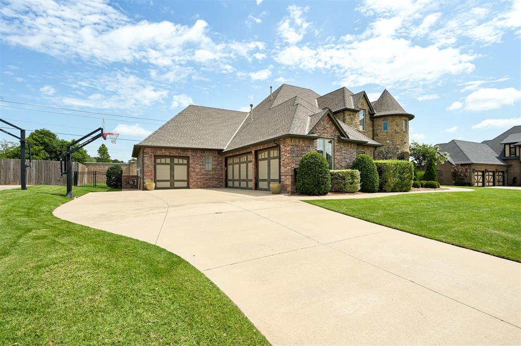 309 Oak Summit Road