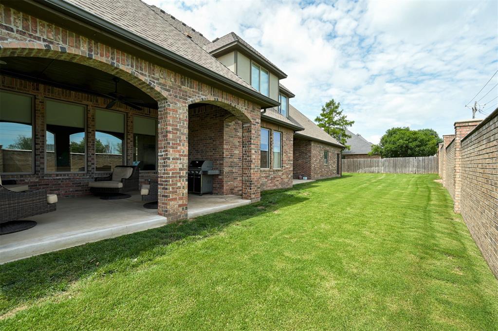 309 Oak Summit Road