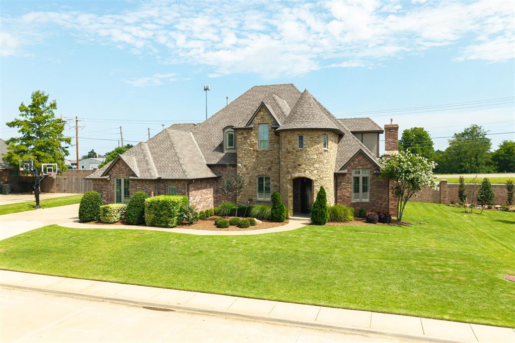 309 Oak Summit Road
