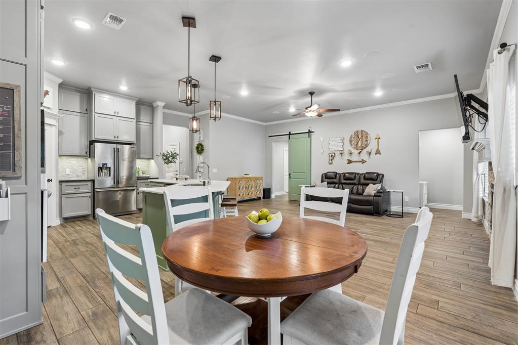 2725 Sunflower Drive