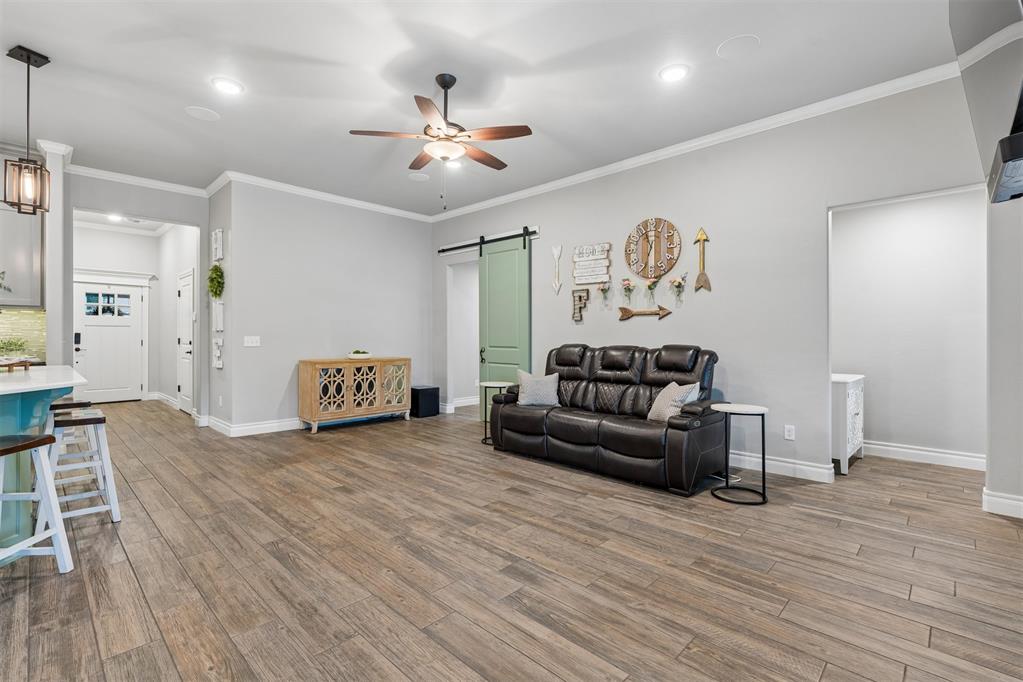 2725 Sunflower Drive