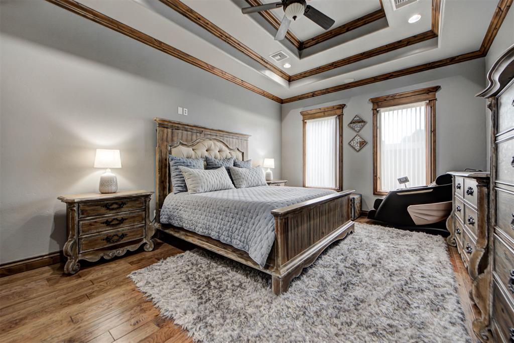806 Chateau Court