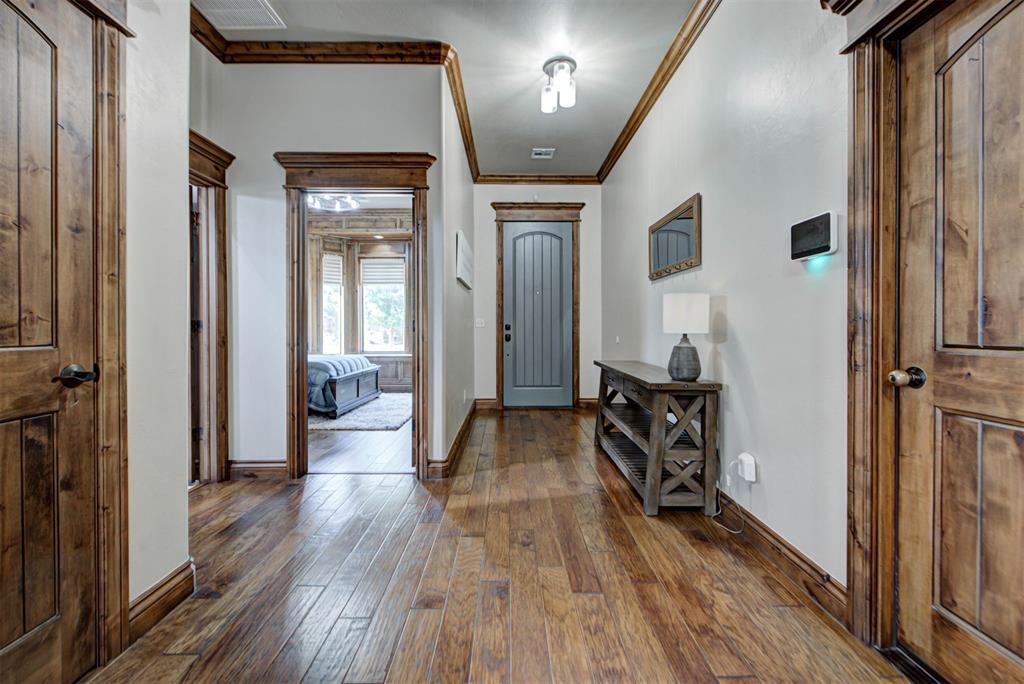 806 Chateau Court