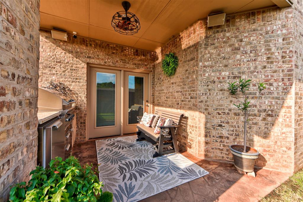 806 Chateau Court