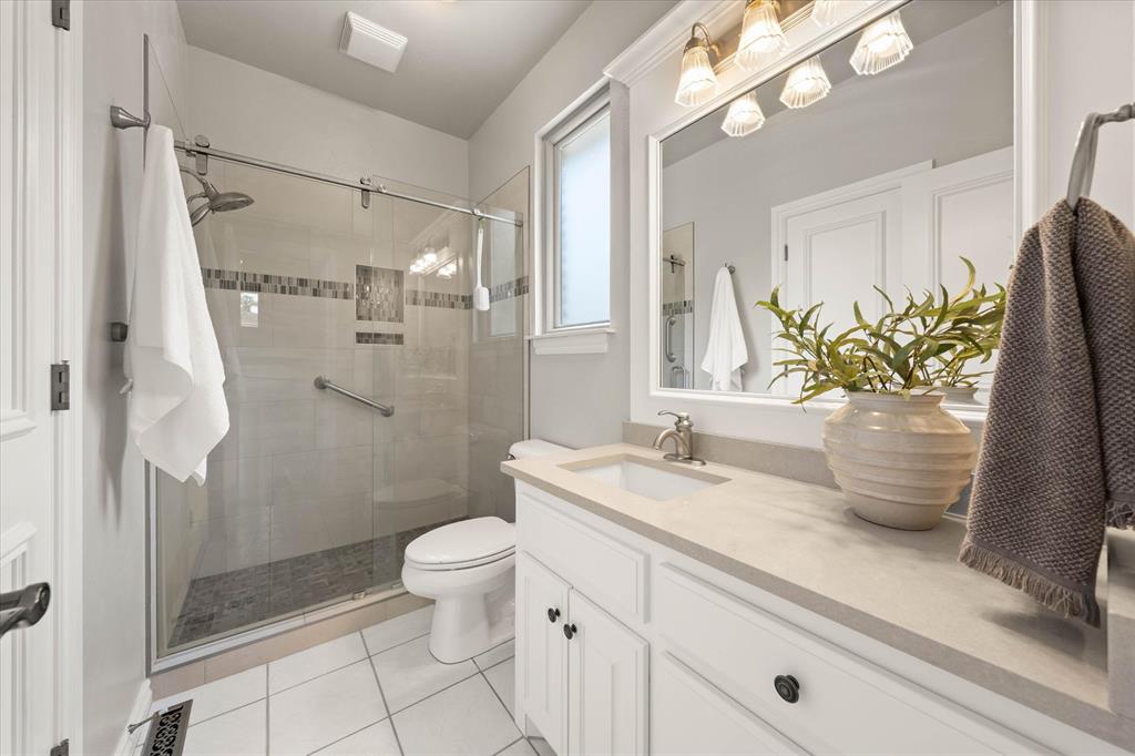 2808 Woodland Creek Drive