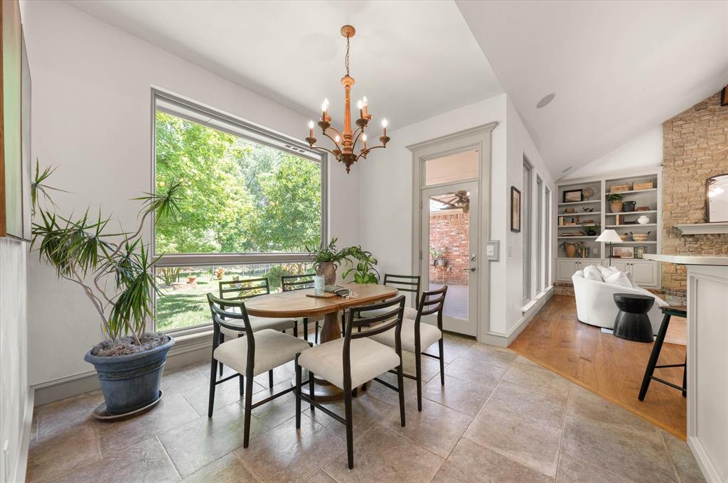 2808 Woodland Creek Drive