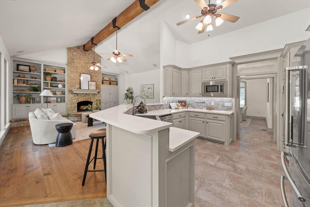 2808 Woodland Creek Drive