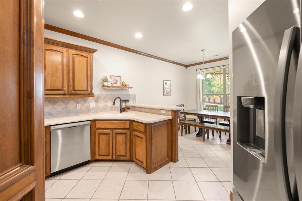 818 Silver Tree Drive