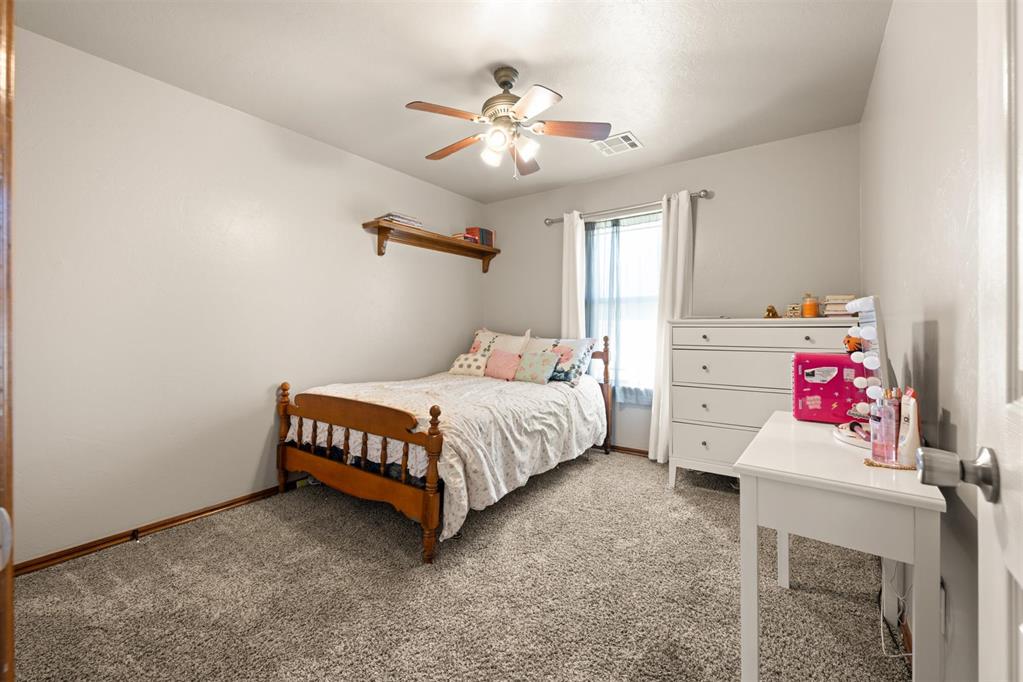 818 Silver Tree Drive